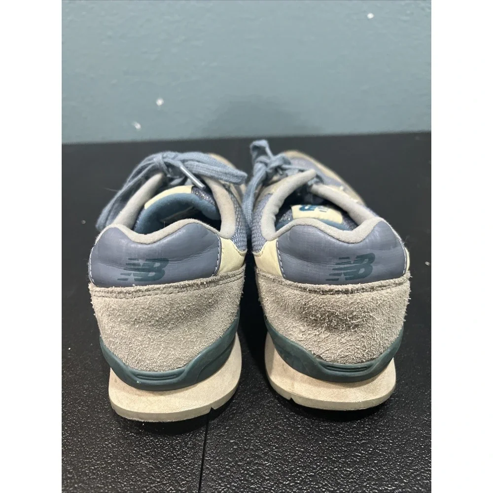 New Balance 696 Womens 7.5 Gray Blue Suede Mesh Sneakers Retro Dad Shoe Gorpcore